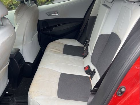 Used 2019 Toyota Corolla XSE image 6