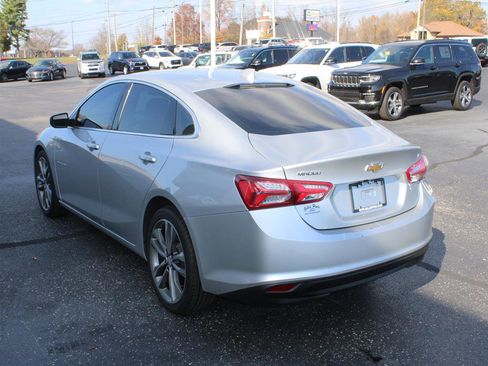 Used 2022 Chevrolet Malibu LT image 7