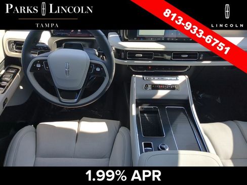 Certified 2026 Lincoln Aviator Reserve w/ Luxury Package RWD image 12