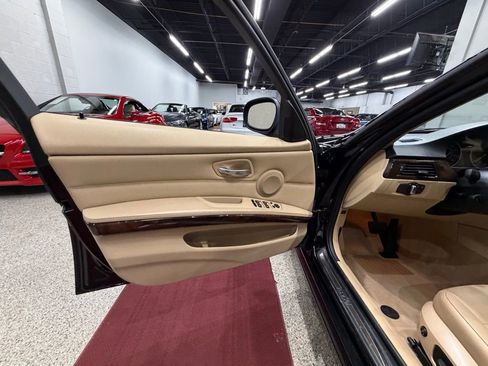 Used 2011 BMW 328i xDrive Sedan image 21