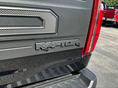 Used 2024 Ford F150 Raptor AWD/4WD image 26
