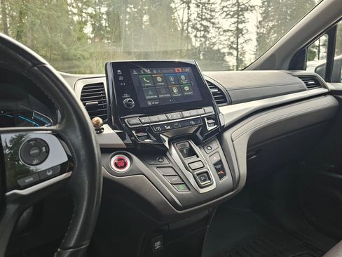 Used 2018 Honda Odyssey EX-L image 31