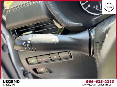 Certified 2023 Nissan Sentra SV FWD image 22