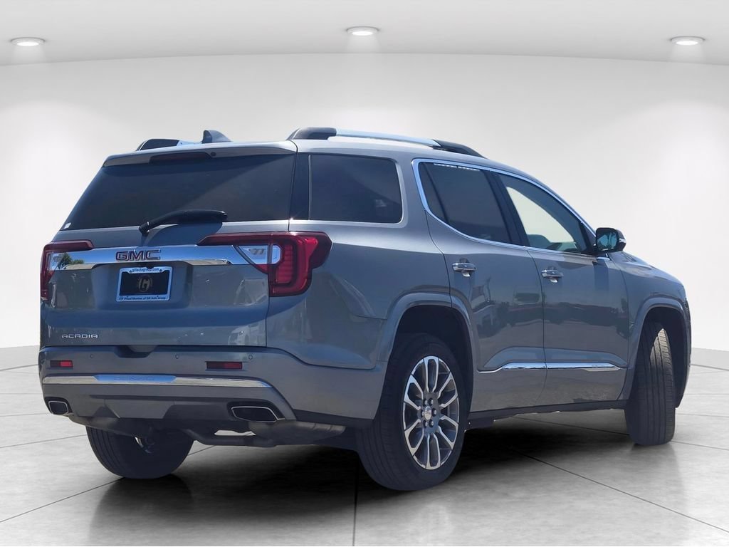 Used 2023 GMC Acadia Denali FWD image 4
