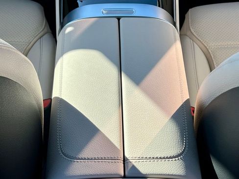 Certified 2026 Mercedes-Benz GLC 300 4MATIC image 25