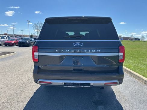 Used 2022 Ford Expedition XLT image 8