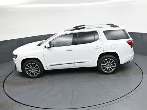 Used 2023 GMC Acadia Denali w/ Denali Ultimate Package image 25