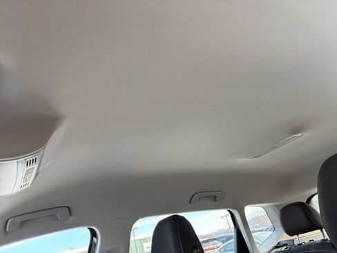 Used 2025 Volkswagen Taos S image 21