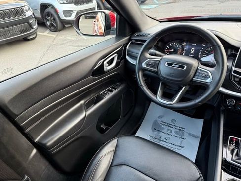 Used 2022 Jeep Compass Limited image 36