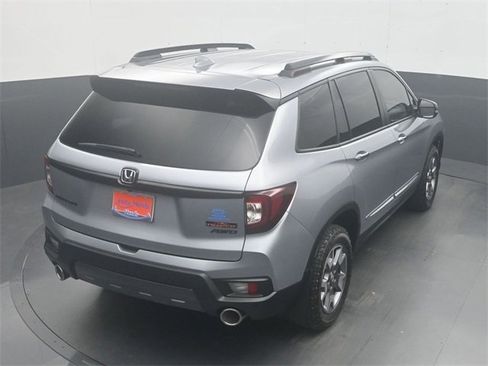Certified 2023 Honda Passport TrailSport image 24