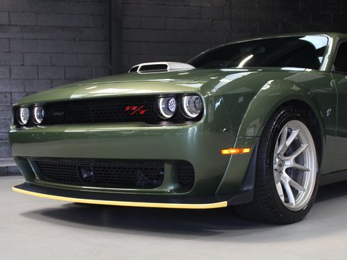 Used 2023 Dodge Challenger R/T Scat Pack RWD image 8