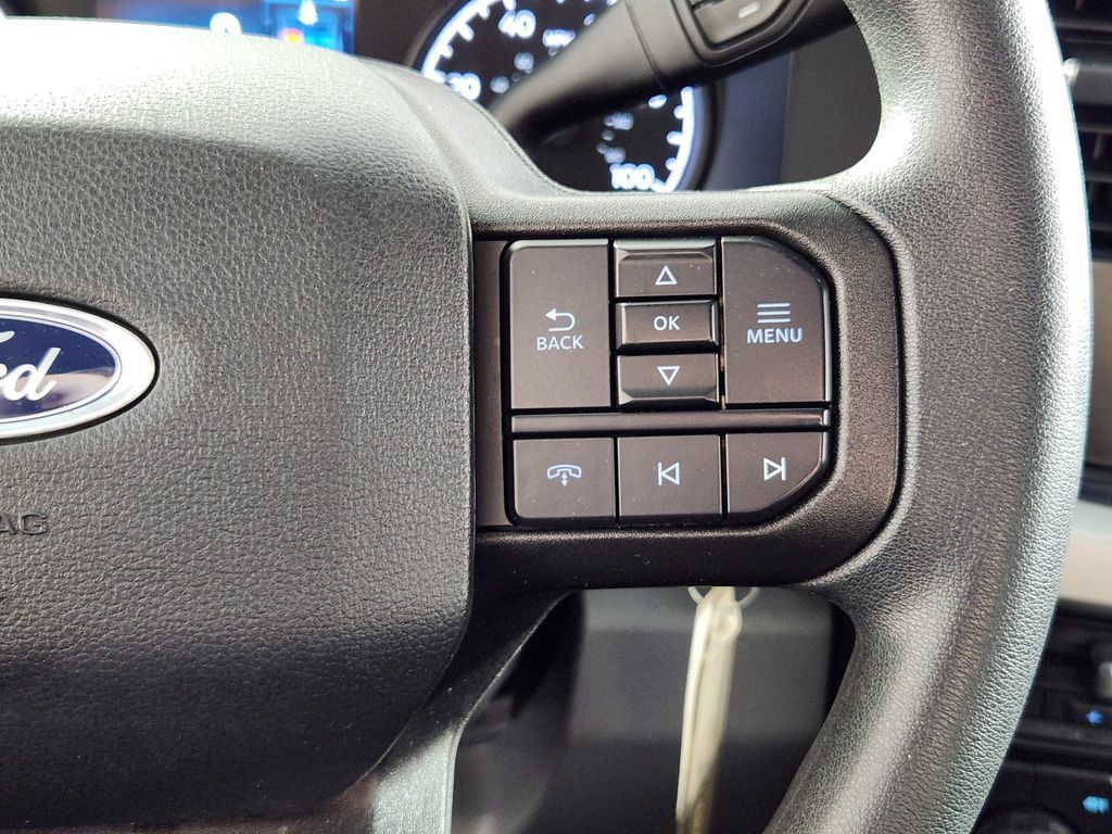 Used 2025 Ford F250 XLT AWD/4WD image 19