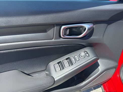 Used 2025 Honda Civic Sport image 24