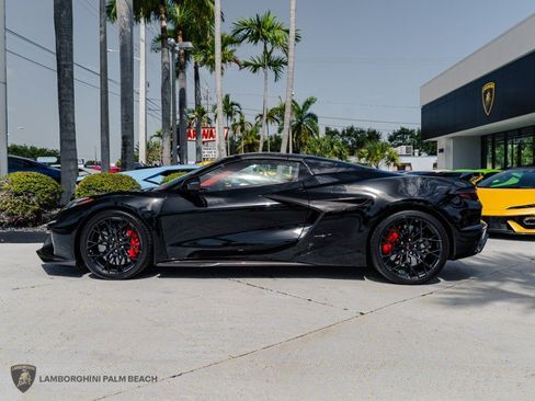 Used 2026 Chevrolet Corvette ZR1 w/ Stealth Interior Trim Package RWD image 4