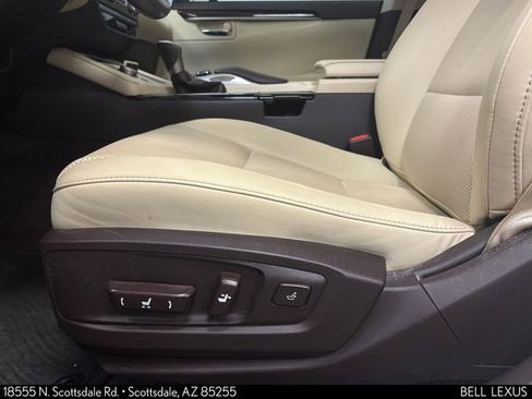 Used 2016 Lexus ES 350 w/ Navigation System Package FWD image 13