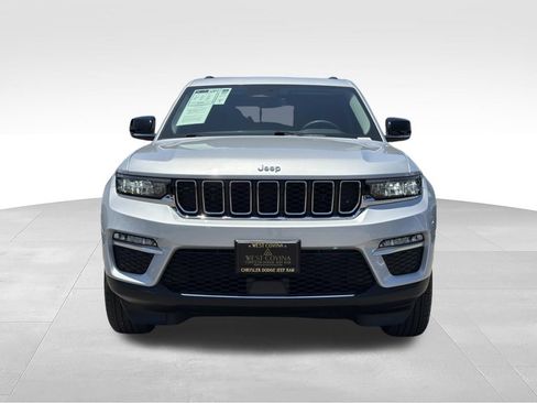 Used 2023 Jeep Grand Cherokee Limited RWD image 3