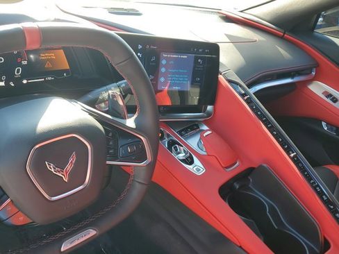 Used 2024 Chevrolet Corvette Z06 image 16