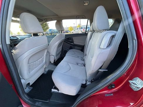 Used 2011 Toyota RAV4 4WD w/ Upgrade Value Pkg image 26