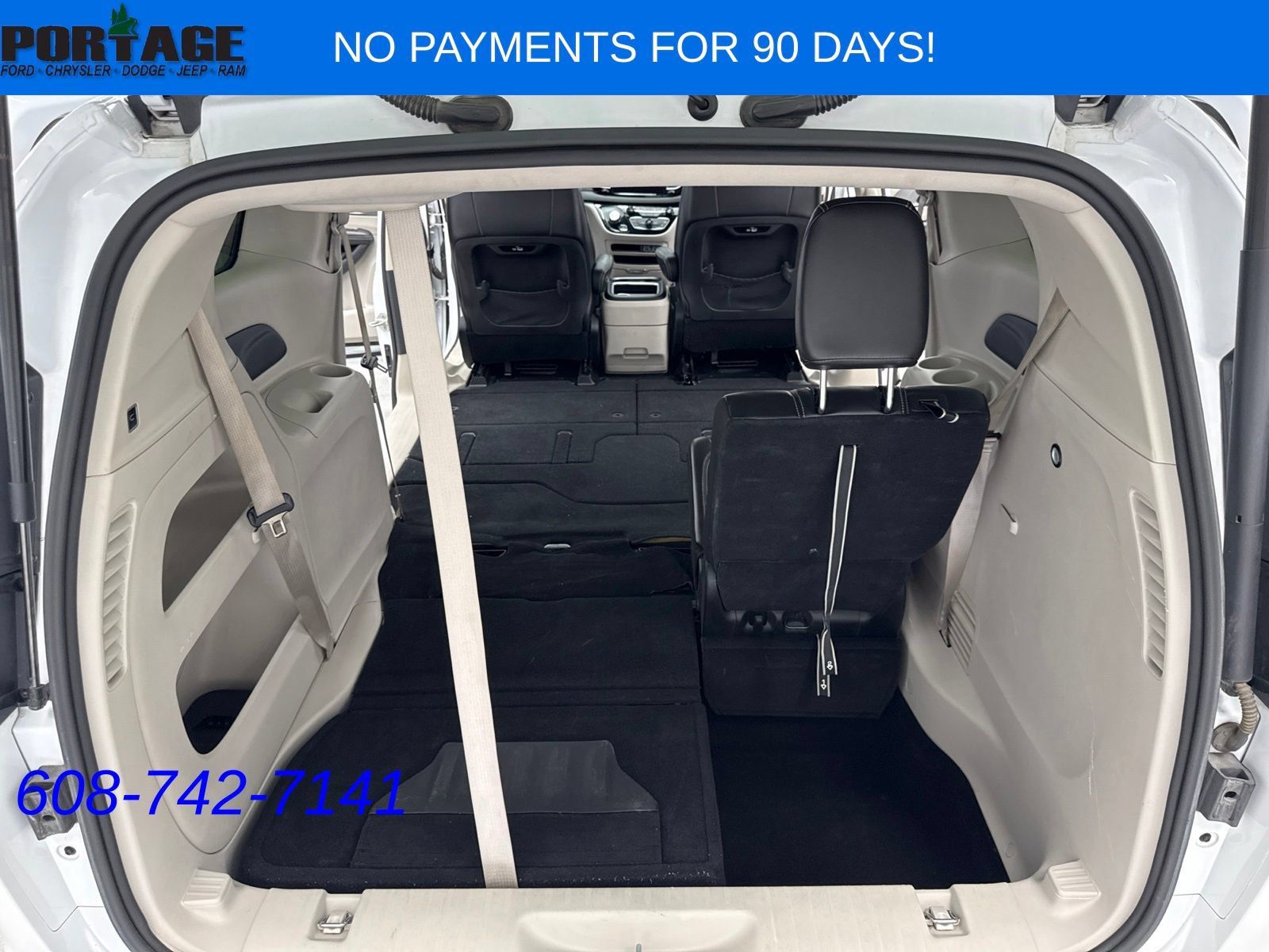 Used 2024 Chrysler Pacifica Touring-L FWD image 36