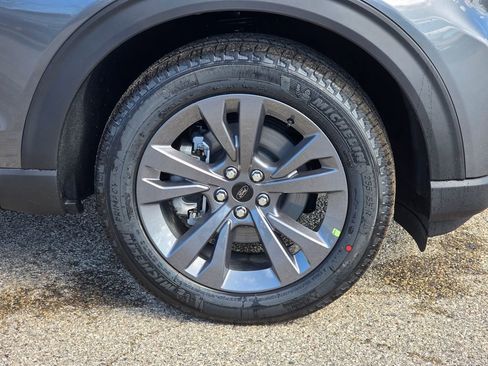 New 2026 Ford Explorer Active AWD/4WD image 9