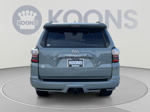 Used 2023 Toyota 4Runner TRD Sport w/ Technology Package AWD/4WD image 5