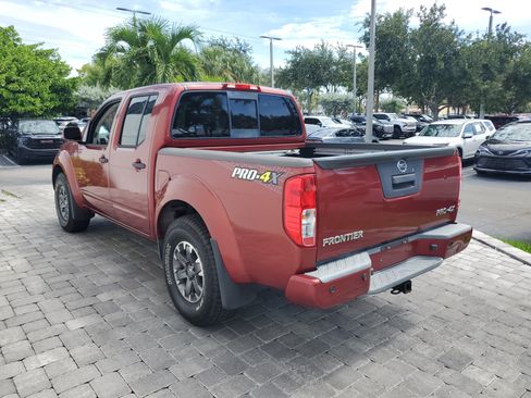 Used 2018 Nissan Frontier PRO-4X AWD/4WD image 4