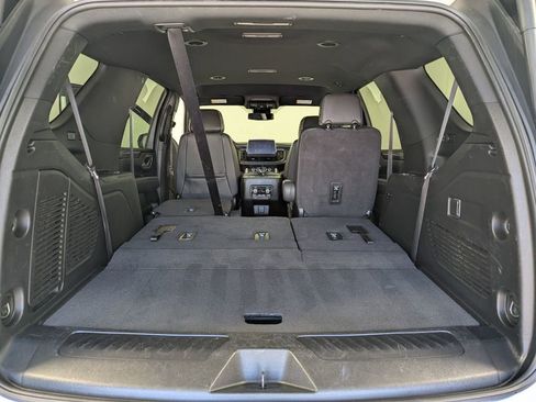 Used 2024 GMC Yukon SLT image 24