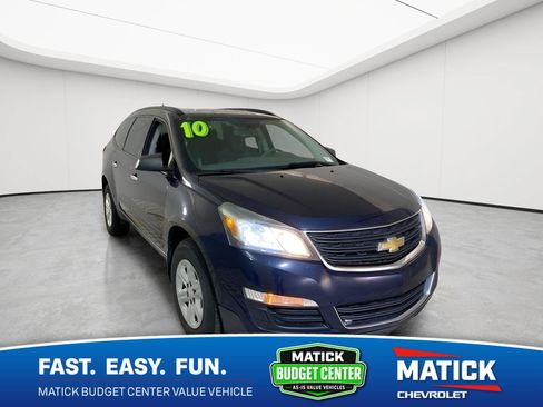 Used 2016 Chevrolet Traverse LS FWD image 1