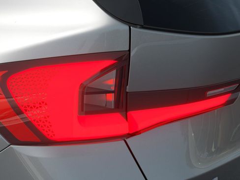 New 2026 BMW X1 M35i image 8