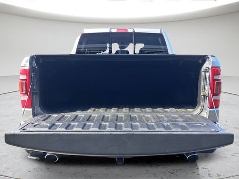 Used 2021 RAM 1500 Laramie AWD/4WD image 27