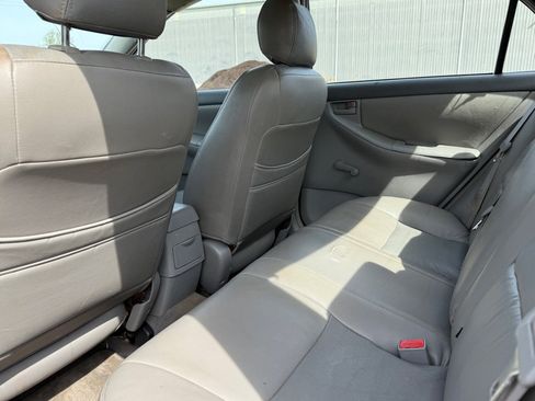 Used 2003 Toyota Corolla CE FWD image 10