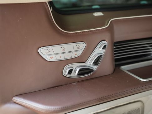 Used 2020 Mercedes-Benz Metris Passenger image 35