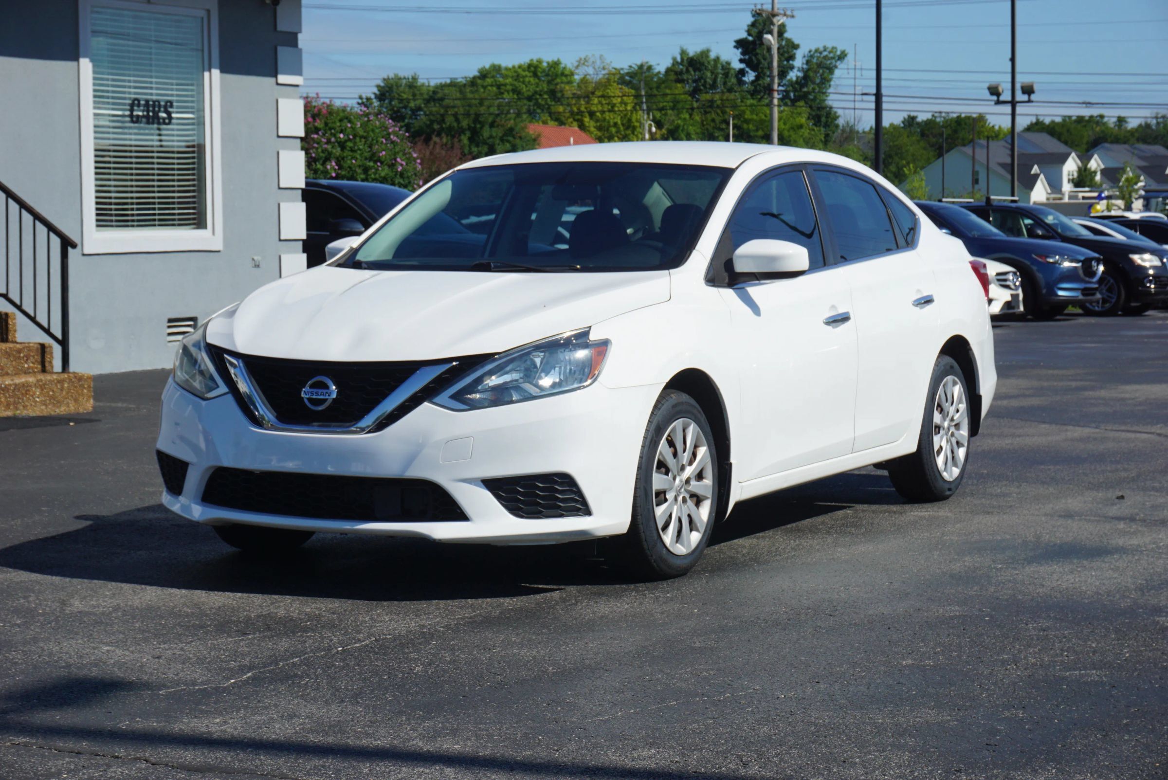 Used 2019 Nissan Sentra S FWD image 1