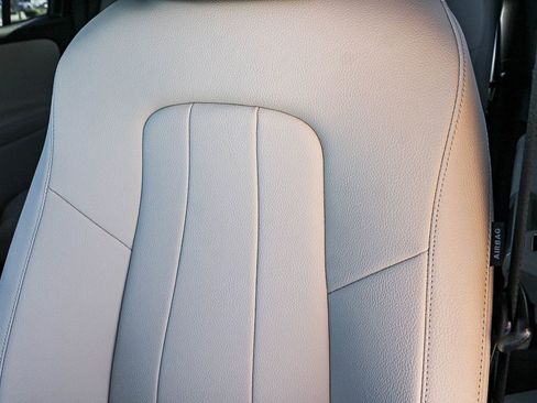 Certified 2026 Mercedes-Benz GLB 250 GLB 250 image 24