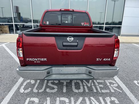 Used 2020 Nissan Frontier SV AWD/4WD image 6