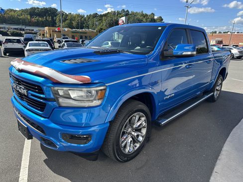 Used 2021 RAM 1500 Laramie w/ Sport Appearance Package image 5