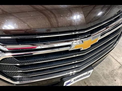 Used 2019 Chevrolet Traverse LT image 27