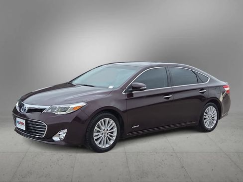 Used 2013 Toyota Avalon Limited FWD image 1