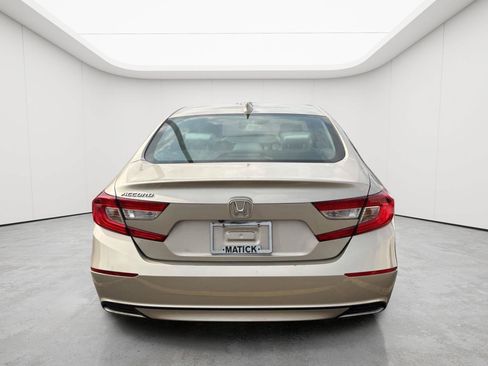 Used 2018 Honda Accord EX image 5