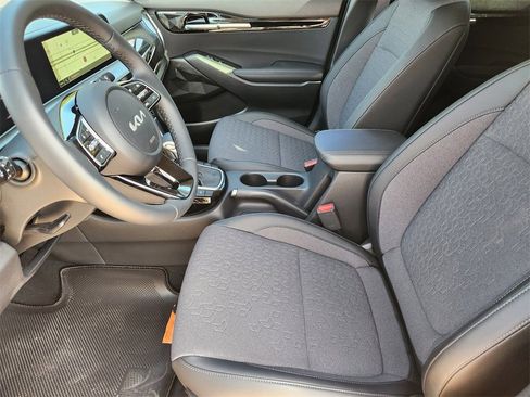 New 2026 Kia Seltos S image 9