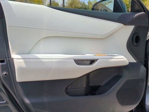 New 2026 Lexus ES 500e AWD/4WD image 13
