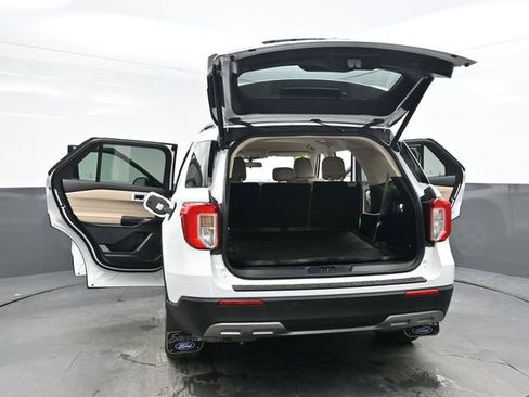 Used 2020 Ford Explorer XLT w/ Equipment Group 202A image 44