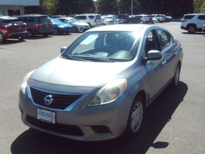 Used 2014 Nissan Versa SV