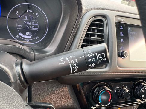 Used 2022 Honda HR-V Sport image 37