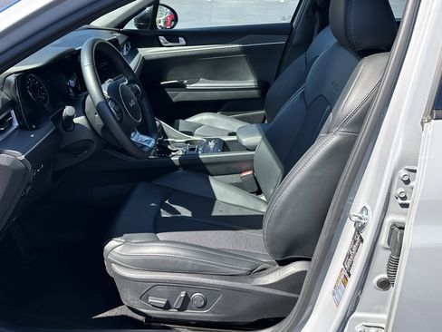 Used 2023 Kia K5 GT-Line image 9