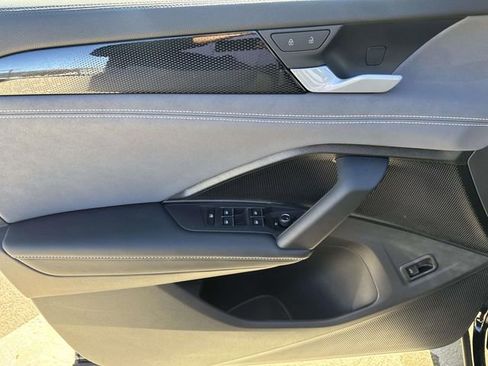 New 2026 Volkswagen Tiguan SE image 12