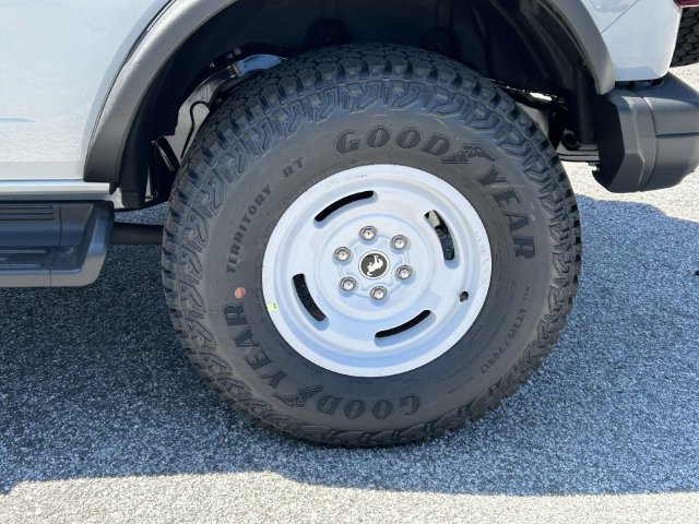 New 2026 Ford Bronco Heritage Edition AWD/4WD image 6