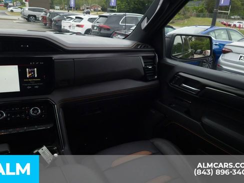 Used 2023 GMC Sierra 1500 AT4 w/ AT4 Premium Package AWD/4WD image 20