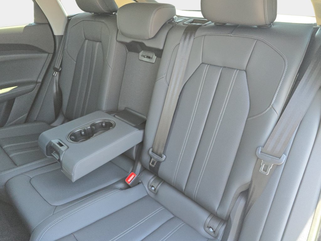 New 2026 Audi Q5 Premium Plus w/ Premium Plus AWD/4WD image 14