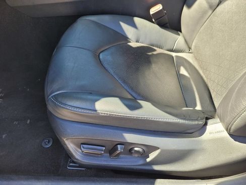 Used 2024 Toyota Camry XSE FWD image 17